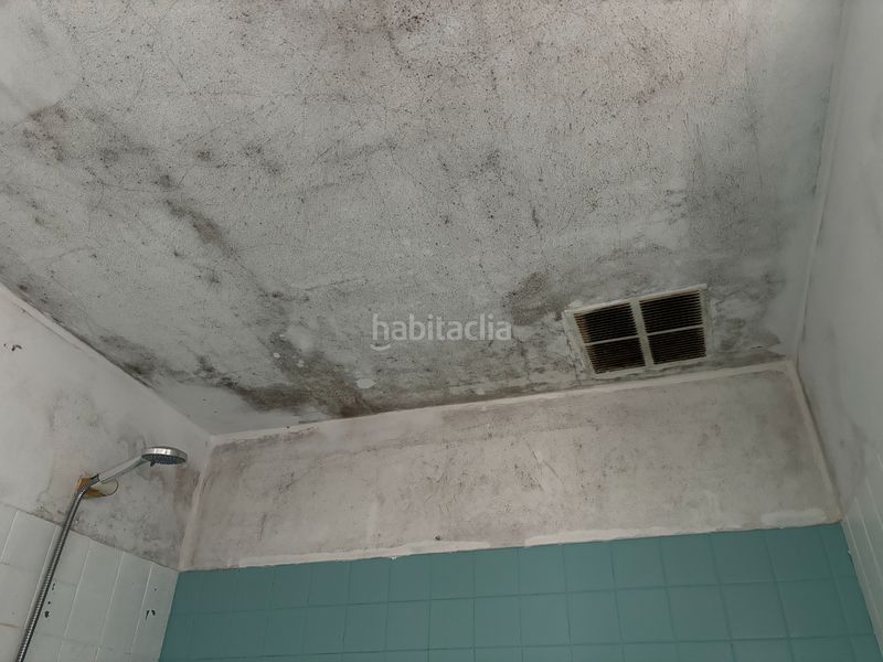Foto f1601887-5bdd-4f5e-8fa7-6b078552d774. Casa pareada en Teis Vigo