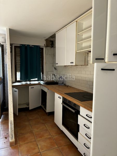 Foto f45e8159-0059-460b-9435-656a95939733. Casa pareada en Teis Vigo