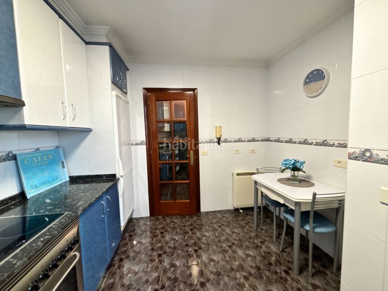 Foto 635f0852-da09-4ed7-a7e8-f3a79d5002ec. Pis amb calefacció aparcament a Redondela