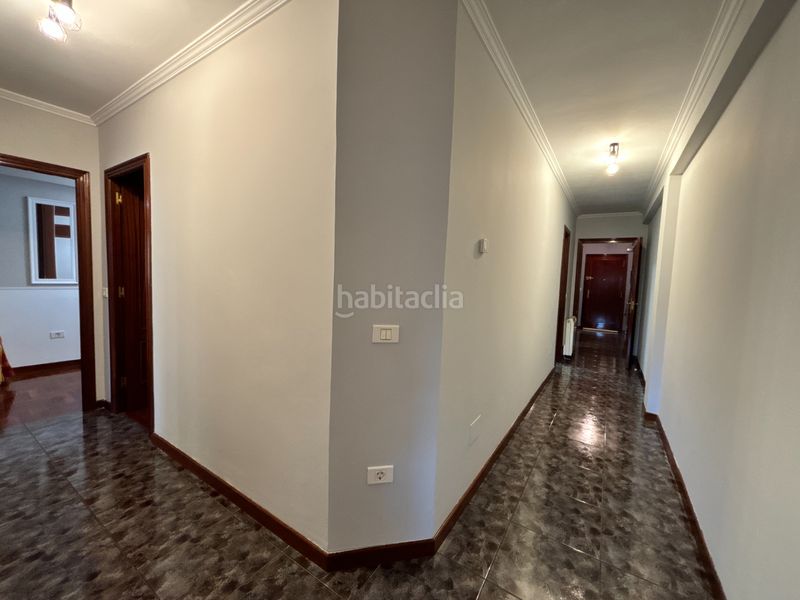 Foto a8be5387-051b-4698-9a86-2b6b844b3ffb. Pis amb calefacció aparcament a Redondela