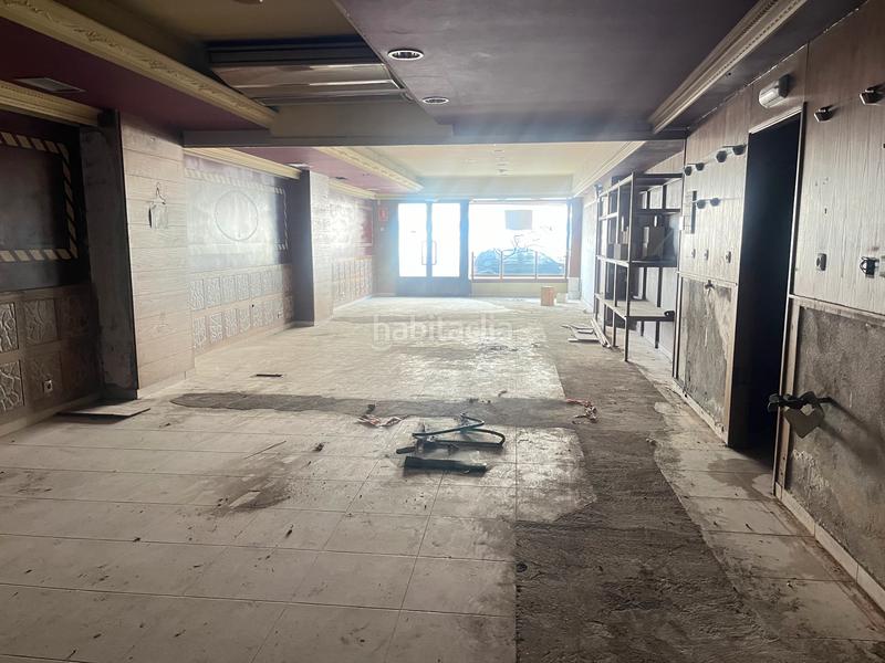 Foto abc80d8b-8480-4a1e-9f7a-533b8fa75e33. Location local commercial dans rúa de sanjurjo badía 106 dans Vigo