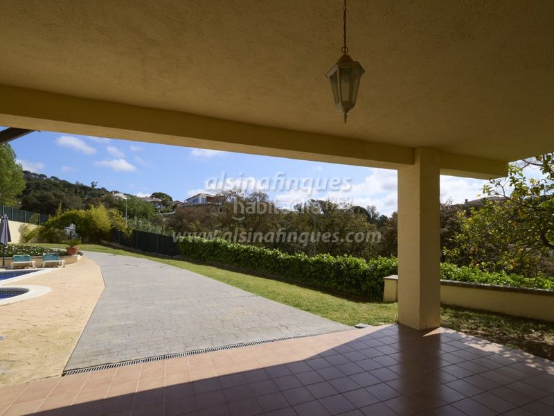 Foto 04b53868-2d1d-4105-bc51-be20a312fa88. Casa amb aparcament piscina a Lloret Verd - Els Pinars Lloret de Mar