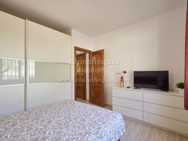 Foto 057245ea-ab42-4452-83a5-54a171434a37. Casa amb aparcament piscina a Lloret Verd - Els Pinars Lloret de Mar