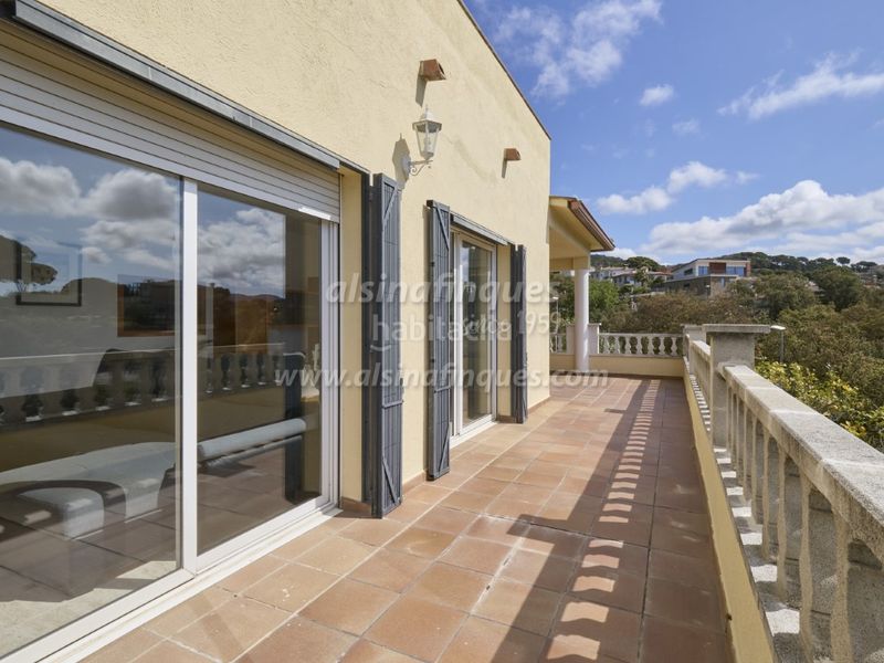 Foto 263767be-0c10-4c69-97a9-29320b38688f. Casa amb aparcament piscina a Lloret Verd - Els Pinars Lloret de Mar