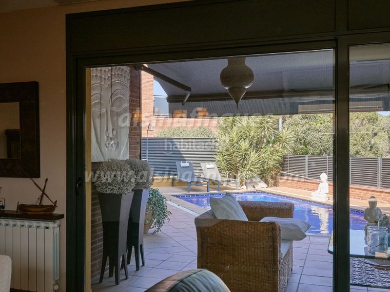Foto 4960d195-8b45-4d05-b1b5-73f1b2f1b84b. Casa amb calefacció aparcament piscina a Santa Clotilde Lloret de Mar