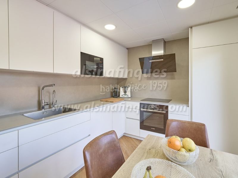 Foto 563bd05e-b299-4324-963b-e8bde3afca51. Casa amb calefacció aparcament piscina a Santa Clotilde Lloret de Mar