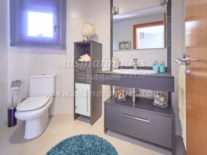 Foto 5e2e7f88-9f5c-488a-840a-7823262295f6. Casa amb calefacció aparcament piscina a Santa Clotilde Lloret de Mar