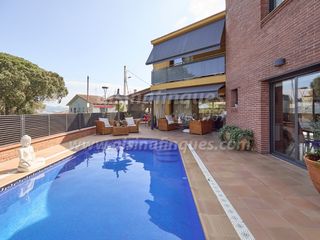 Haus in Santa Clotilde. Casa impecable con licencia turística y vistas despejadas