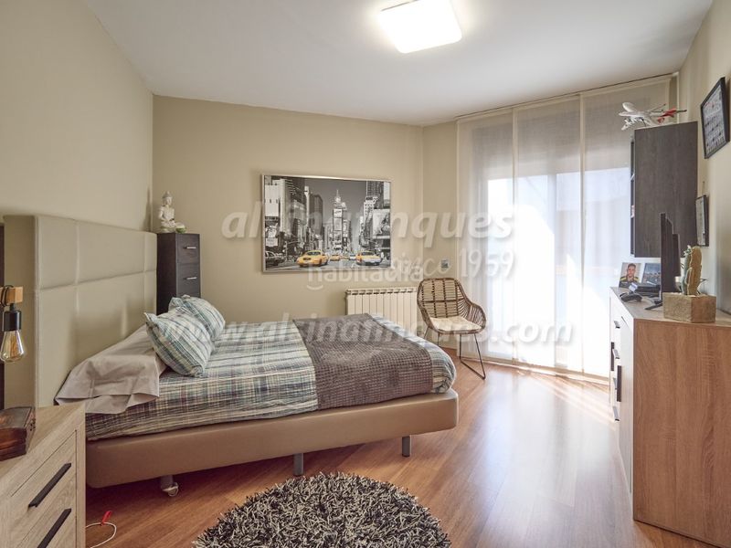 Foto b5744589-bf45-483e-b0eb-4d558c9274d6. Casa amb calefacció aparcament piscina a Santa Clotilde Lloret de Mar