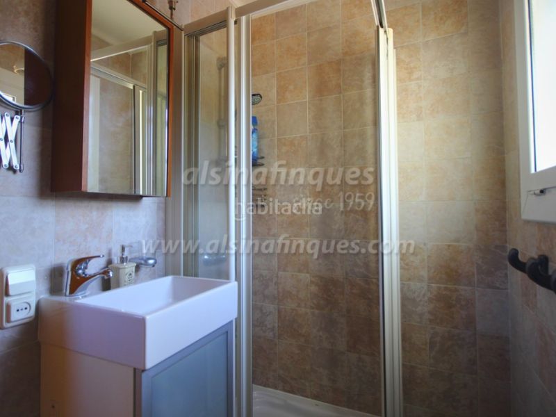 Foto 254e7fdc-f31f-4982-82c9-43953b31e7d5. Xalet amb calefacció aparcament piscina a Lloret Blau - La Creu de Lloret Lloret de Mar