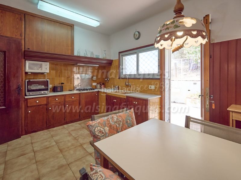 Foto 3c1132f2-d0ab-4f61-82cb-37902294eecd. Casa amb aparcament a Lloret Verd - Els Pinars Lloret de Mar