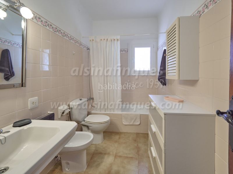 Foto a40d2d00-c0f1-416a-b678-4cacce055eca. Casa amb aparcament a Lloret Verd - Els Pinars Lloret de Mar