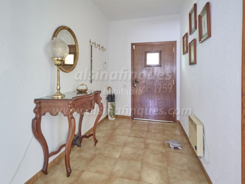 Foto a90121c8-ea14-48b7-a211-39d225b9c0c9. Casa amb aparcament a Lloret Verd - Els Pinars Lloret de Mar