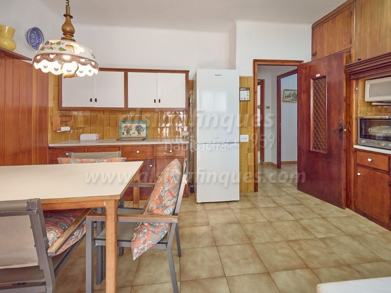 Foto e8fb6e2a-4240-4e3a-a345-b3f32208287c. Casa amb aparcament a Lloret Verd - Els Pinars Lloret de Mar