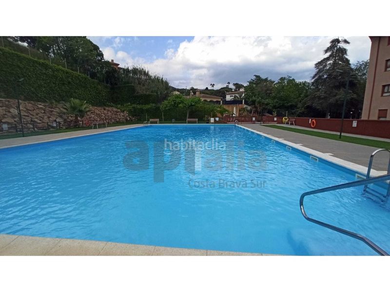 Foto 9c4134dc-ee32-4425-aa0f-677187265f99. Apartament amb calefacció piscina a Roca Grossa Lloret de Mar