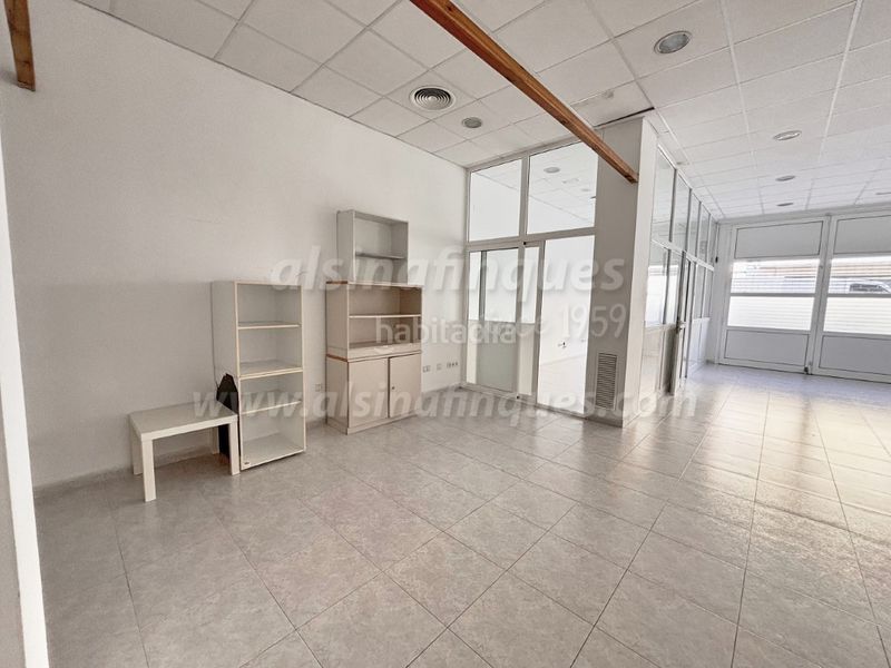 Foto 6b5d8a90-ed40-478e-ad3e-7b18e6f5d195. Local comercial a El Molí-El Rieral Lloret de Mar