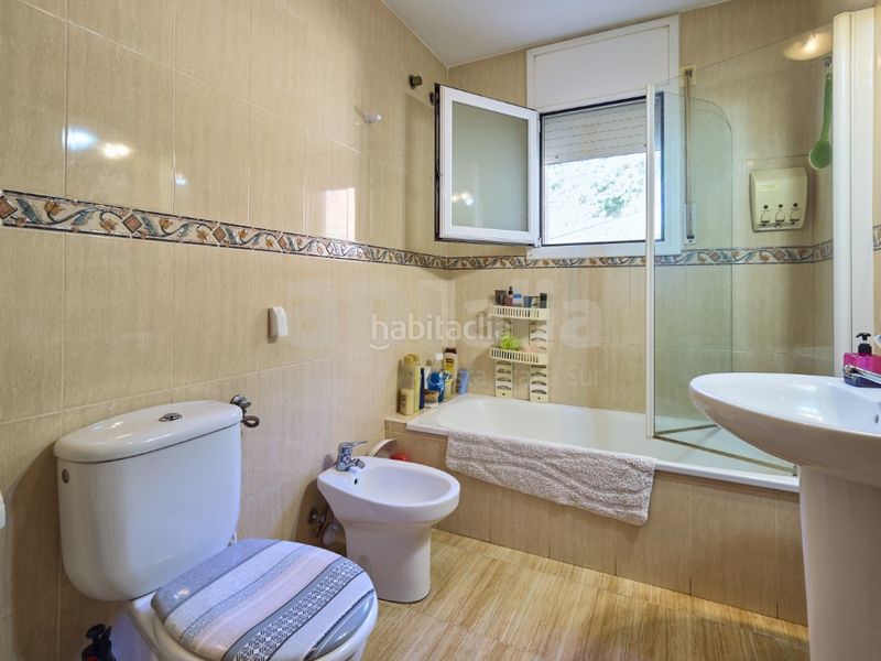 Foto 3b670906-1fce-4123-b8c2-98d8296c1807. Xalet amb calefacció aparcament piscina a Lloret Residencial - Montlloret Lloret de Mar