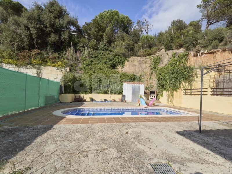 Foto 8ae2d193-5408-4c81-9c0a-3d828239a258. Xalet amb calefacció aparcament piscina a Lloret Residencial - Montlloret Lloret de Mar