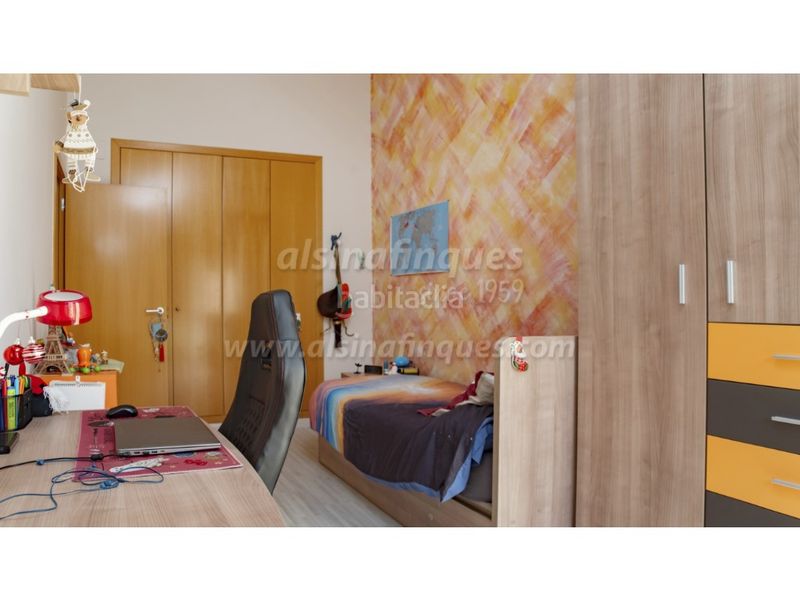 Foto 5b380036-3585-434d-a0eb-5857649bef54. Casa adossada amb calefacció aparcament piscina a Lloret de Mar