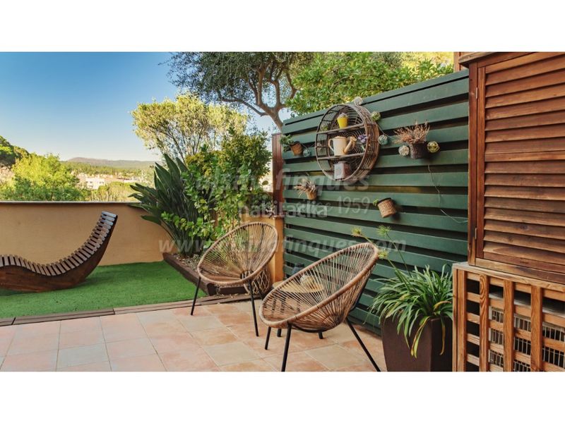 Foto c1c95432-e675-43a5-9b1c-b7e718ce1e69. Casa adossada amb calefacció aparcament piscina a Lloret de Mar