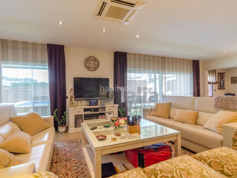 Foto ba0a168e-4d62-479a-8c51-781d014eccc1. Apartament a Centre Lloret de Mar