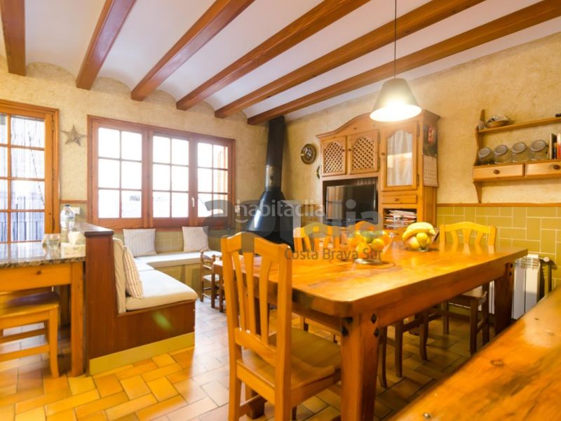 Foto e5048f7b-651a-4812-a9f4-c87d0a7eac56. Casa amb calefacció a Centre Lloret de Mar