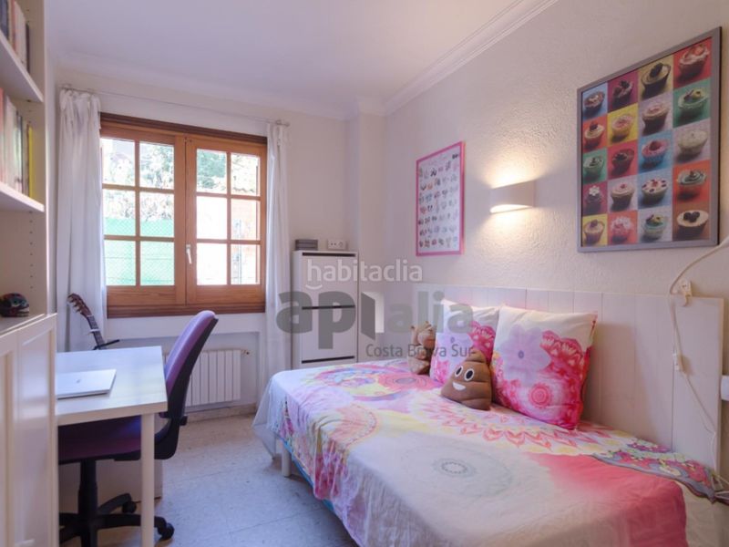 Foto f2ae60e6-cbba-4268-9956-27c83f925cb6. Casa amb calefacció a Centre Lloret de Mar