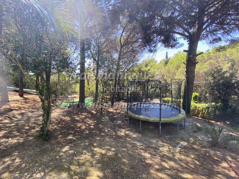 Foto 2fd64c37-c2a6-410c-ae84-1b5879a43914. Xalet amb calefacció aparcament piscina a Montgoda Lloret de Mar