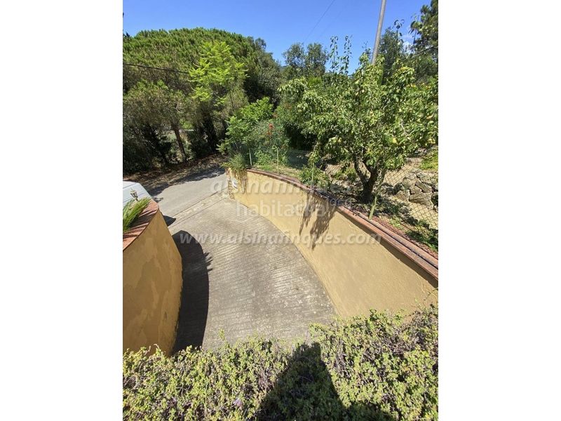 Foto 6ea788bf-b4ab-4364-831f-c735016610cb. Xalet amb calefacció aparcament piscina a Montgoda Lloret de Mar