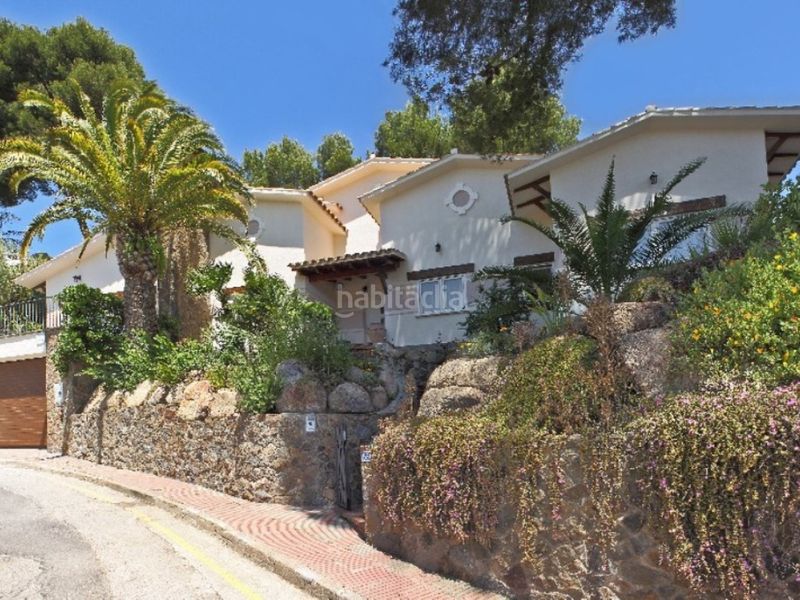 Foto bdc0f3bf-a773-45b3-beab-4735448334e6. Xalet amb calefacció piscina a Santa Cristina-Sant Francesc Blanes