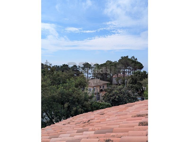 Foto 9232f2dd-be0a-469a-85c7-4dab9e984a00. Xalet amb calefacció aparcament a Serra Brava Lloret de Mar