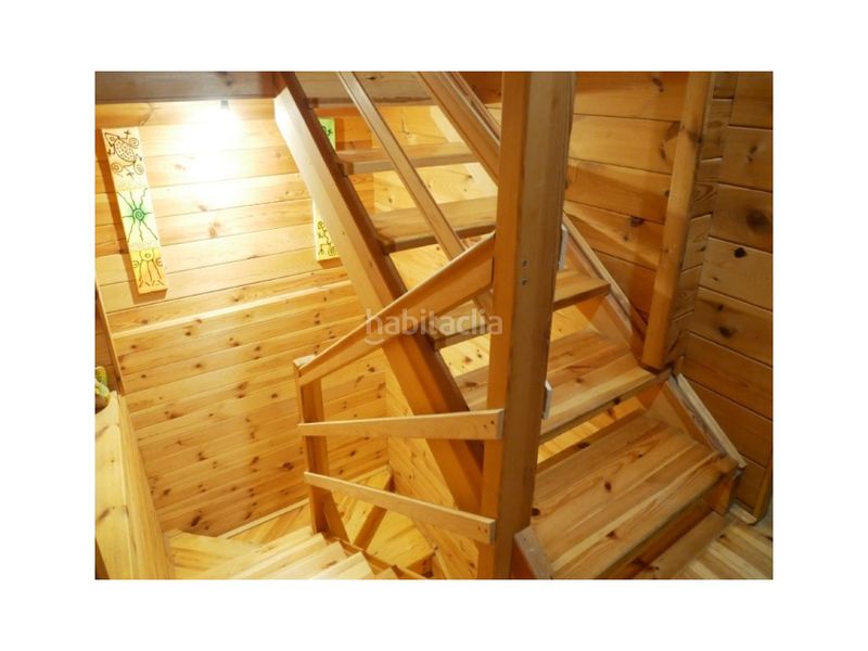 Foto 315d280b-936a-465a-b67b-a30a224a1773. Xalet amb piscina a Sils