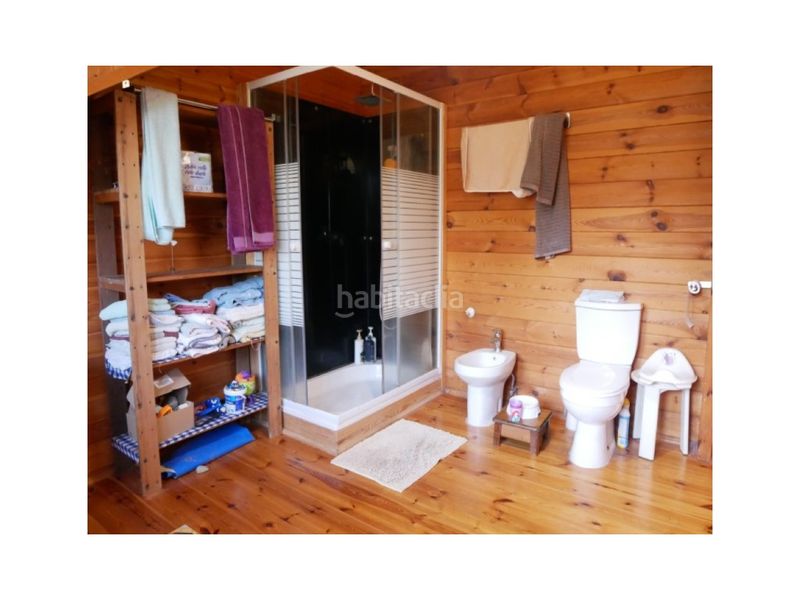 Foto a0bfce6f-79a9-4a31-853d-d6e84433998e. Xalet amb piscina a Sils