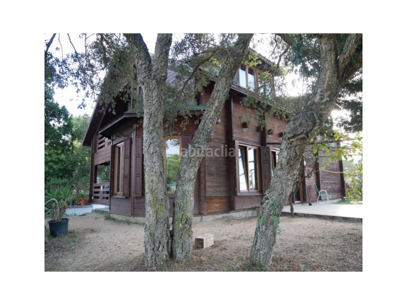 Foto e73b1594-c4ed-4304-89f0-d2183f8183ff. Xalet amb piscina a Sils
