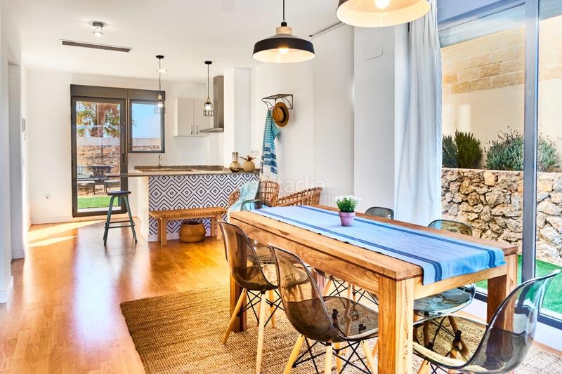 Foto d1c163fe-fa77-40dc-ac67-cf94a1b875aa. Casa adosada  con increíbles vistas en Cullera