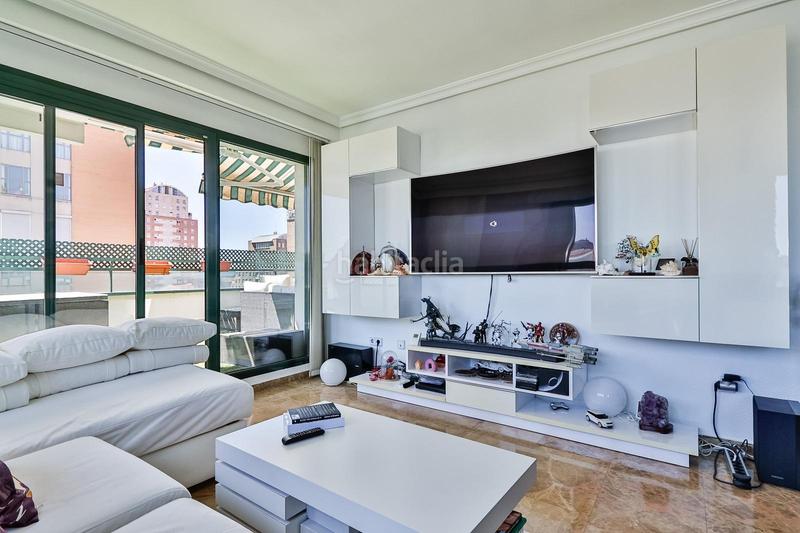 Foto 57f15b52-16da-49c1-badc-eab3d4cafe3d. Penthouse with heating parking pool in Ciutat de les Ciències i de les Arts - Justicia Valencia