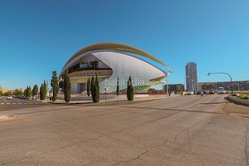 Foto dea6e29c-402d-48c0-a2f7-3f5ec94f4328. Penthouse with heating parking pool in Ciutat de les Ciències i de les Arts - Justicia Valencia