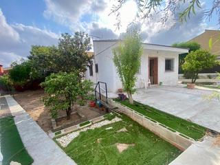 Casa en La Caada. Oportunidad nica en la caada! chalet con gran potencial!