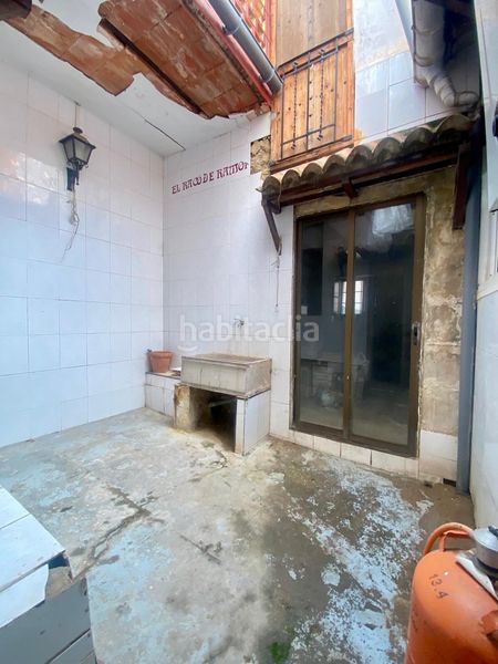 Foto bd0385a2-65b6-4fb1-84ce-dc548c5f907c. Planta baixa a El Carme Valencia