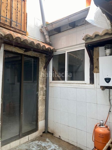 Foto dba25919-ce02-4266-be97-7eaf77c0cad2. Planta baixa a El Carme Valencia