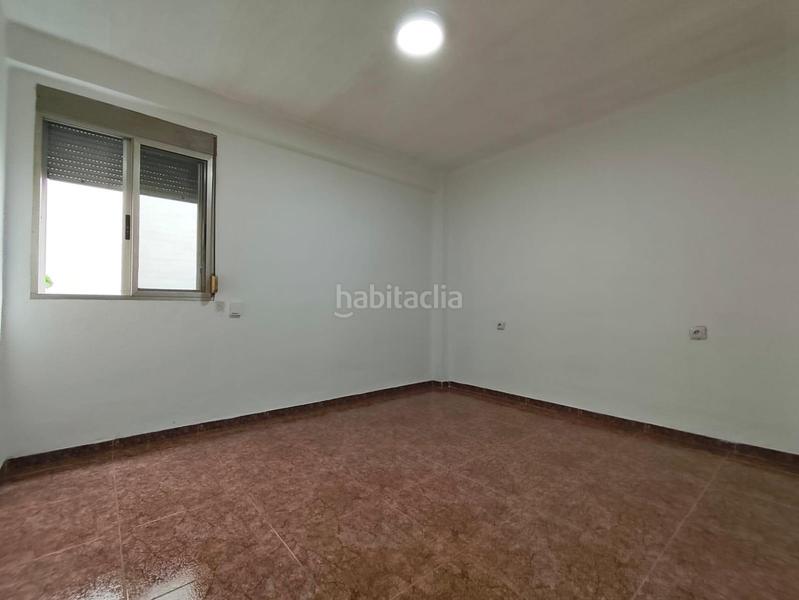 Foto 306023b9-31b2-4df3-abd4-1361ddd02b00. Piso  céntrico , ideal para quienes buscan comodidad y servicios cercanos. en Paiporta