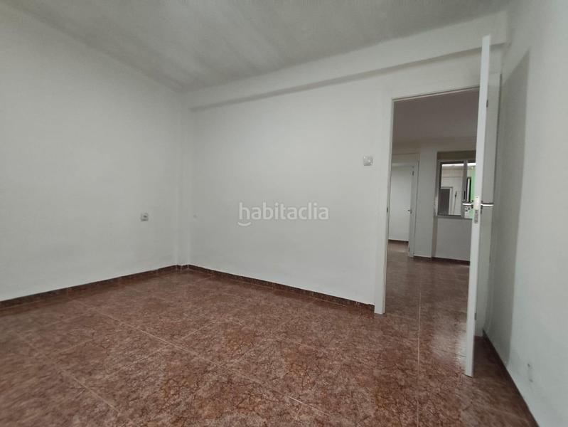 Foto d1a38de1-e267-4865-a2bd-ec112abd46d1. Piso  céntrico , ideal para quienes buscan comodidad y servicios cercanos. en Paiporta