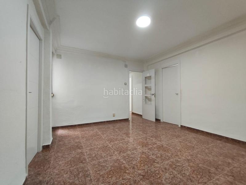 Foto daac83e8-de4f-4342-9c79-79cf8bde055d. Piso  céntrico , ideal para quienes buscan comodidad y servicios cercanos. en Paiporta
