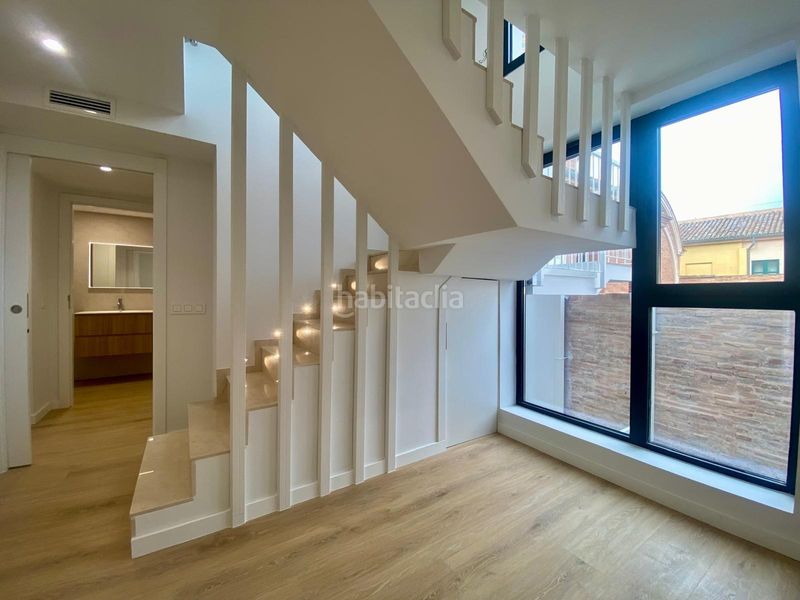 Foto eec58e9f-804e-483f-8720-68c6b1019f2d. Àtic a El Carme Valencia