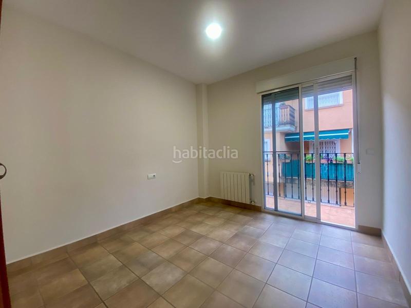 Foto 2fa2d1d9-6f3b-438d-96e7-0221e39fdada. Maison jumelée avec chauffage parking piscine dans Serra