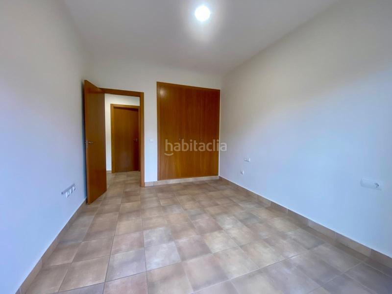 Foto 76f82705-39c1-4411-a6e9-fbddaca710c5. Maison jumelée avec chauffage parking piscine dans Serra