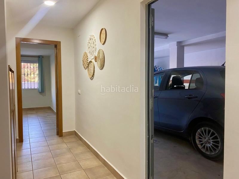 Foto 8731d5e5-f8aa-4837-9773-90f1ae1d25c0. Maison jumelée avec chauffage parking piscine dans Serra