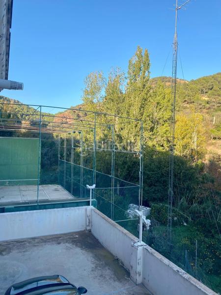 Foto ad9a7cb4-9443-425b-a614-9895247b1b3a. Maison jumelée avec chauffage parking piscine dans Serra