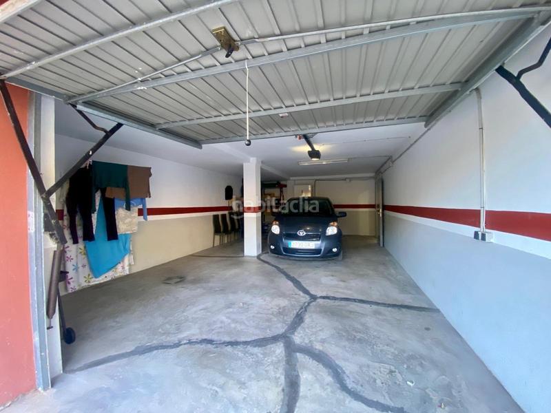 Foto dc3a3b46-4b4c-4128-a32e-59315c63dab6. Maison jumelée avec chauffage parking piscine dans Serra