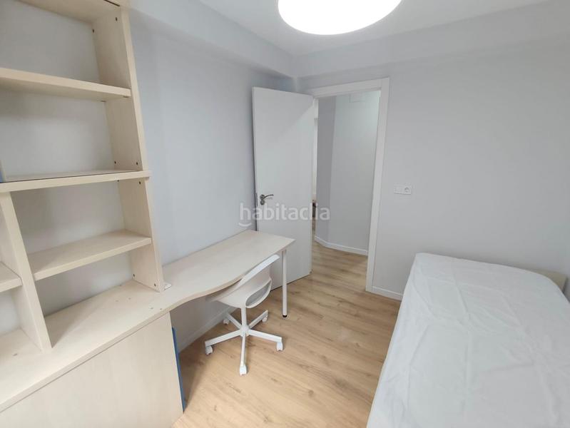 Foto 26925bf7-9776-49c0-a315-83769bfb9c23. Rent flat in Albors Valencia